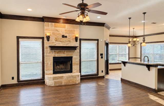 5141 Many Waters Drive Gallery 4