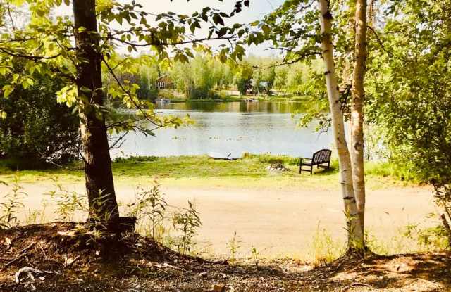 PRIVATE LAKE ACCESS! Life if better at the lake! Gallery 3