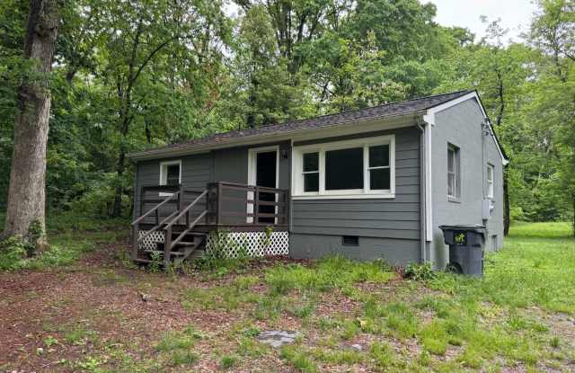 Private and convenient 3 bed/1 bath with large backyard photos photos