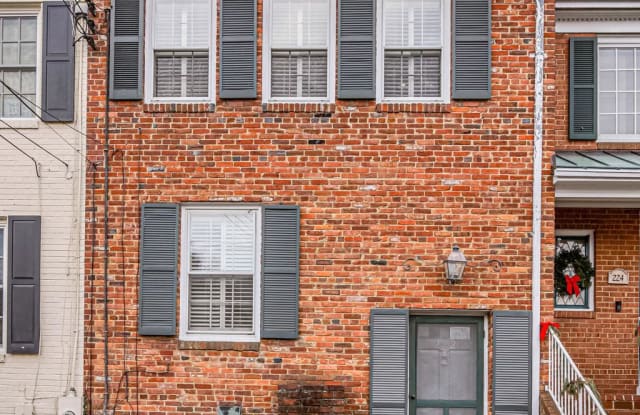 222 GREEN STREET - 222 Green Street, Alexandria, VA 22314