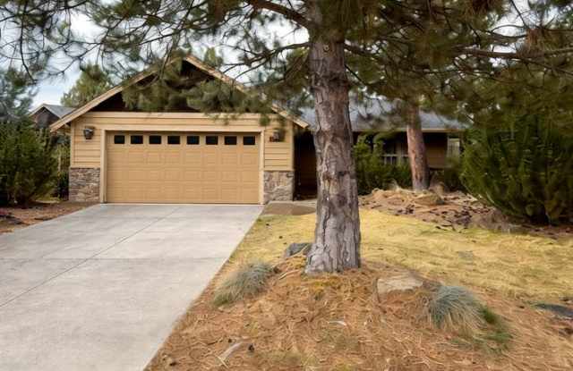 Beautiful Lodge-Style Single Level 3 Bedroom Home in Mountain Pines! photos photos Beautiful Lodge-Style Single Level 3 Bedroom Home in Mountain Pines! photos photos