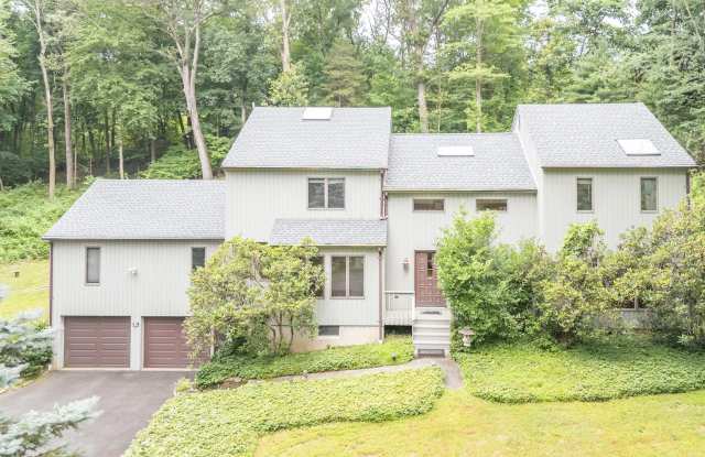 Beautiful Contemporary 3 Bedroom Home photos photos