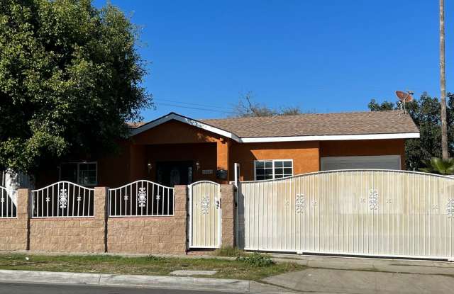Beautiful 4-Bedroom Home with Large Yard and Modern Updates in La Puente photos photos