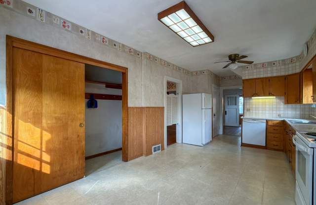 340 Parker Avenue East Gallery 4