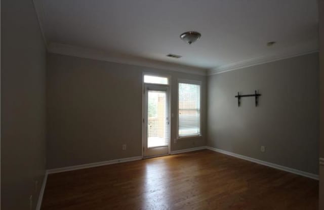 843 Commonwealth Avenue SE Gallery 3