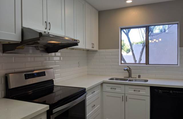 374 Villa Point Gallery 2