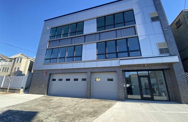 128 KENNEDY BLVD - 128 John F Kennedy Boulevard, Bayonne, NJ 07002