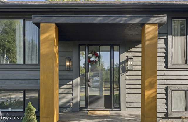 2651 Little Kate Road Gallery 3
