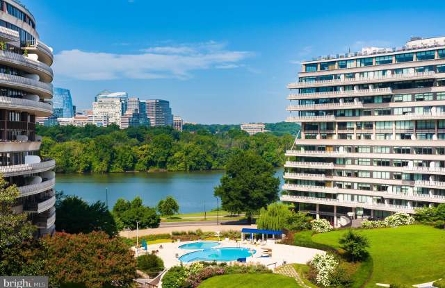 2500 VIRGINIA AVENUE NW - 2500 Virginia Avenue Northwest, Washington, DC 20037