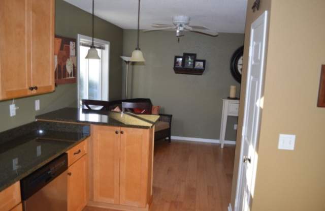 6567 Regency Lane Gallery 4