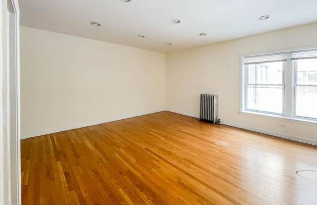 3918 North Pine Grove photos photos 3918 North Pine Grove photos photos