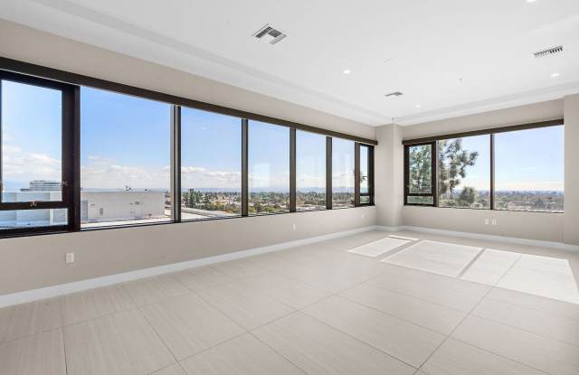 Luxurious New Development Condo with Unobstructed Views, Toto Bidets, and Smart Home Features Gallery 3