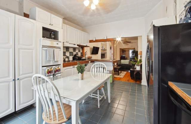 230 PARK AVE photos photos