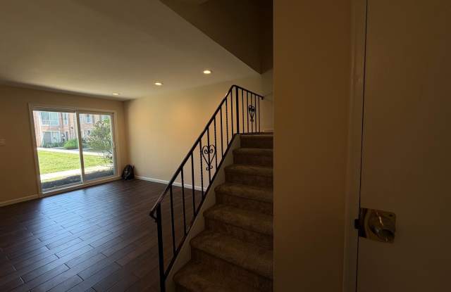 406 BRANDYWINE Court Gallery 3