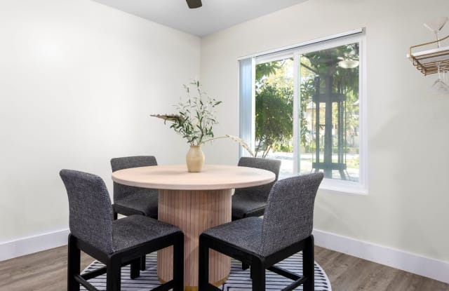 The Meadows at Westlake Village Gallery 4