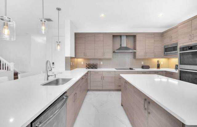 15395 Green River Court photos photos