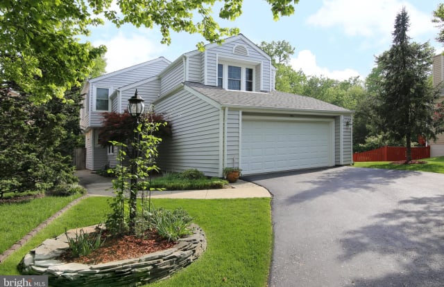 7502 CROSS GATE LANE - 7502 Cross Gate Lane, Kingstowne, VA 22315