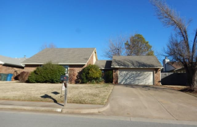 112 Grand Fork - 112 North Grand Fork Drive, Edmond, OK 73003