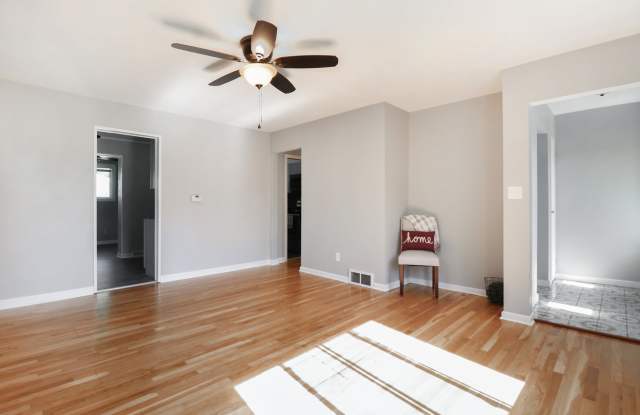 119 N Coquillard Dr Gallery 4