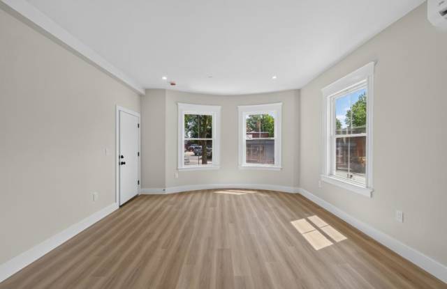 533 Washington St. Gallery 2