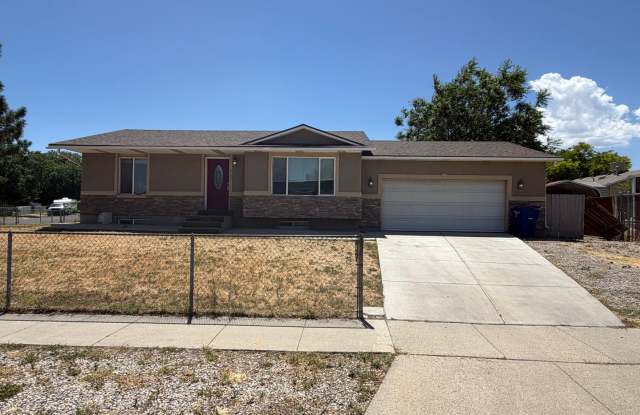 Spacious West Valley Home!!! photos photos Spacious West Valley Home!!! photos photos