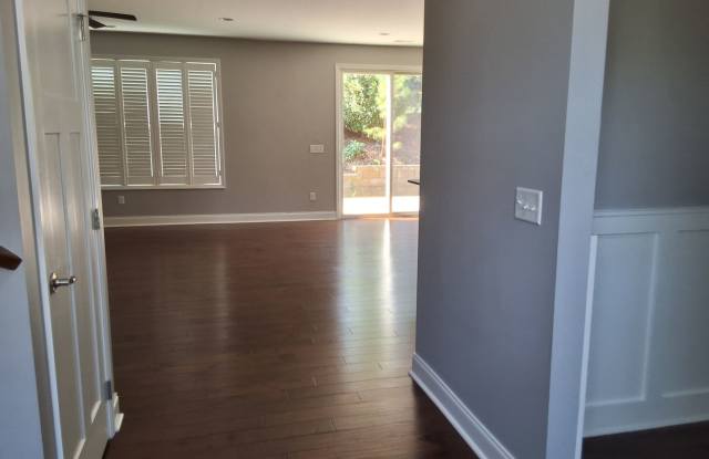 West Knoxville 37922 - 4 bedroom, 3 bath home - Contact Sharon Arnwine (865) 313-7215 Gallery 3