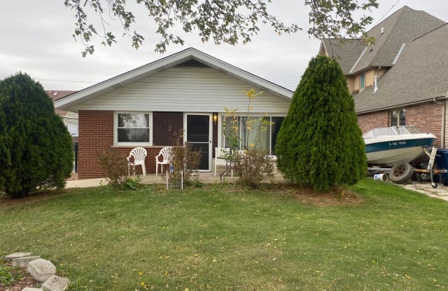 7728 South 78th Avenue - 7728 78th Avenue, Bridgeview, IL 60455