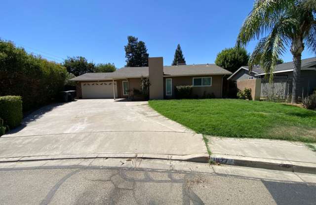 Charming home! Coming soon! photos photos