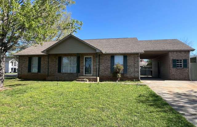 Privacy Fence! 3 Bed, 2 Bath, 20' Storage Building photos photos Privacy Fence! 3 Bed, 2 Bath, 20' Storage Building photos photos