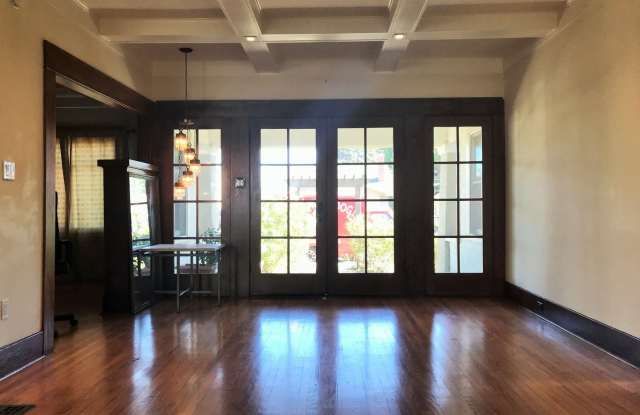 3760 Dana Place Gallery 4