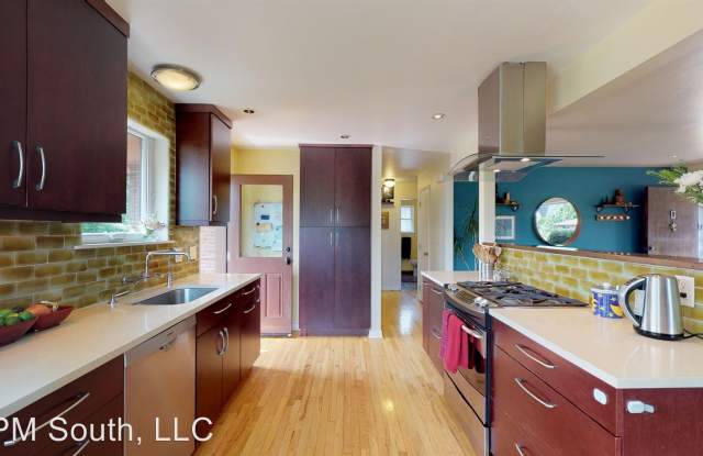 2921 16th Ave South Gallery 4
