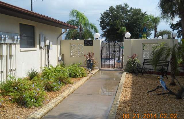 431 Airport Ave #201 Gallery 1