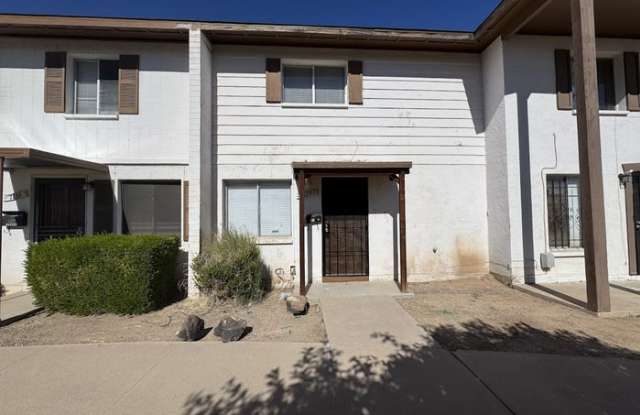 7129 West Hazelwood Street photos photos