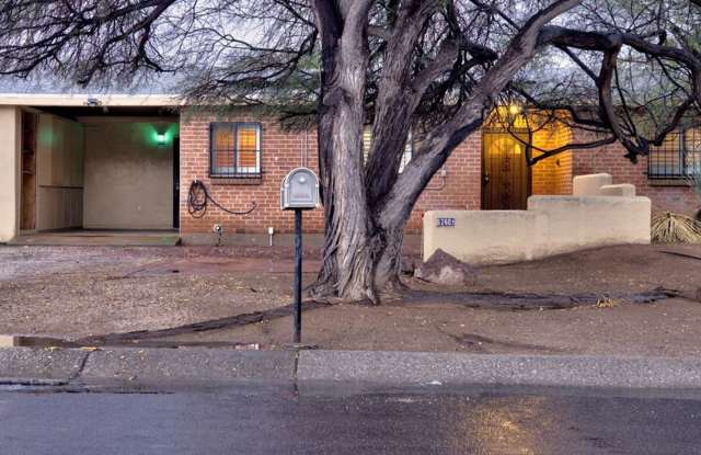 3 Bedroom 2 Bathroom - 6260 East 2nd Street, Tucson, AZ 85711