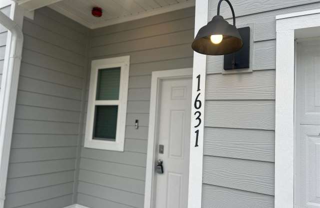 1631 Iroquois Ct Gallery 4