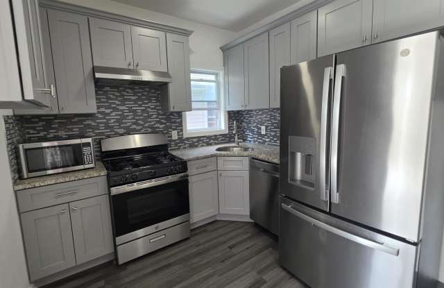 176 BARTHOLDI AVE Gallery 4