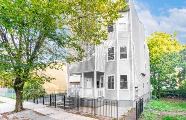 16 Seymour Ave Gallery 2