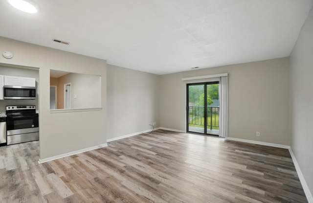 482 Pedretti Avenue - 2 photos photos