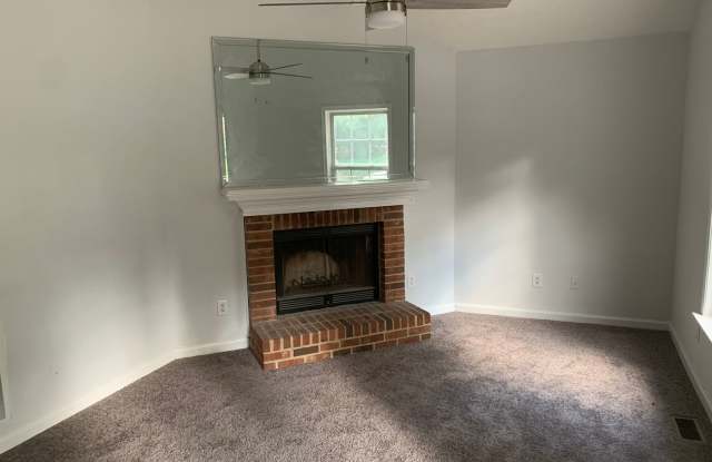 Updated 3 Bed, 2 Bath Home | Available July 30 Gallery 3