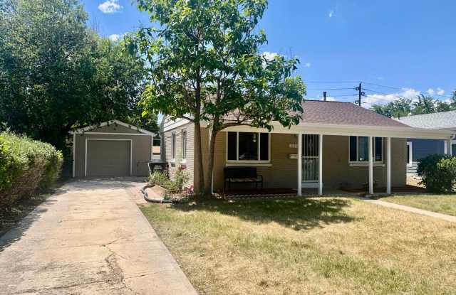 Cute 3 bed 2 bath home in Lowry!! photos photos