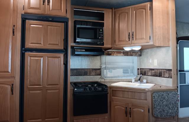 379 Co Rd 3425 - 379 County Road 3425, Wood County, TX 75765