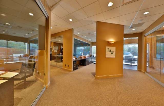 11206 Fall Creek Road Gallery 4