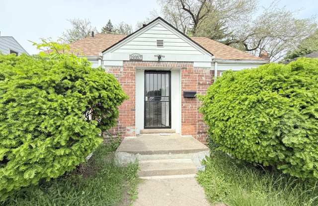Renovated 3-Bedroom Home – We Welcome Section 8! photos photos