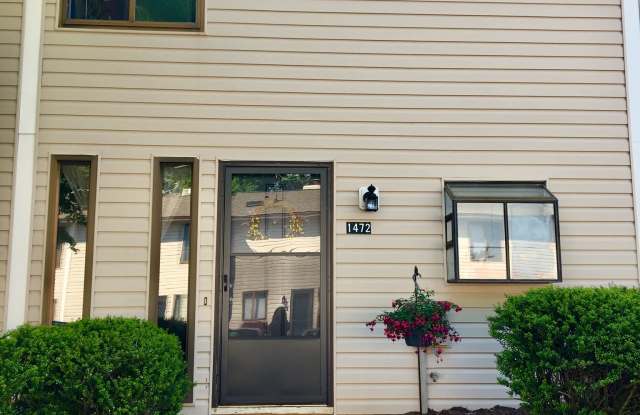 1472 Tenbury Drive - 1 photos photos