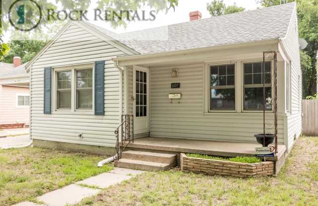 2 Bed 2 Bath with Extra Large Garage photos photos