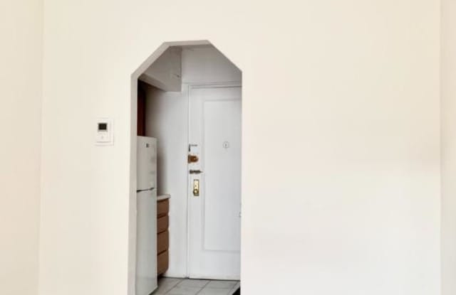 14 E 80TH ST. Gallery 2