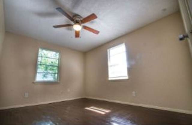 Discover Your New Home in the Heart of San Antonio's East Side Gallery 4