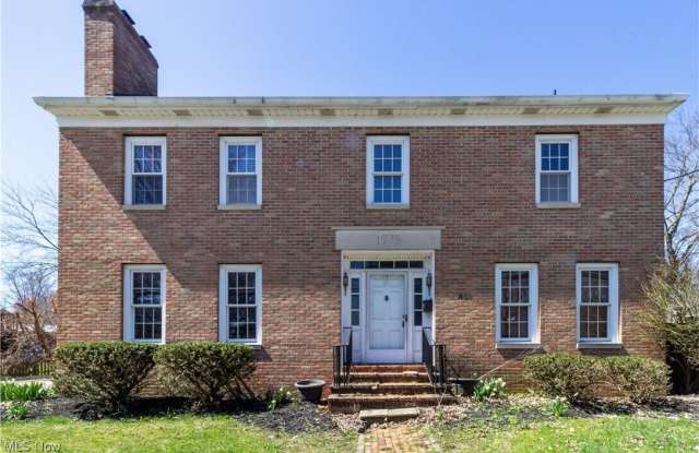 559 Wadsworth Road - 559 Wadsworth Road, Medina, OH 44256