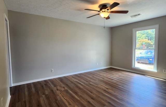 1140 Lucy Ln. Gallery 4