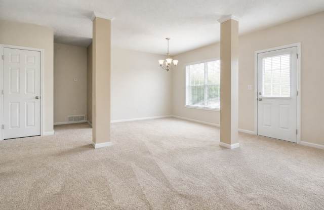 Beautiful 3 Bed/2.5 Bath House in Hampton! Gallery 3